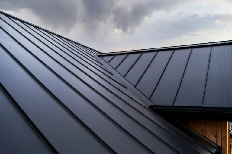 Signs You Need a Roofing Contractor